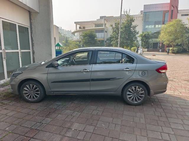 https://images10.gaadi.com/usedgaadi-sellcar/UsedCar/c259631a-ab75-428d-9aa2-2b7d8416dfdc/d8ca3912-ea26-4b2a-89a9-23187914de45.jpg?imwidth=6402