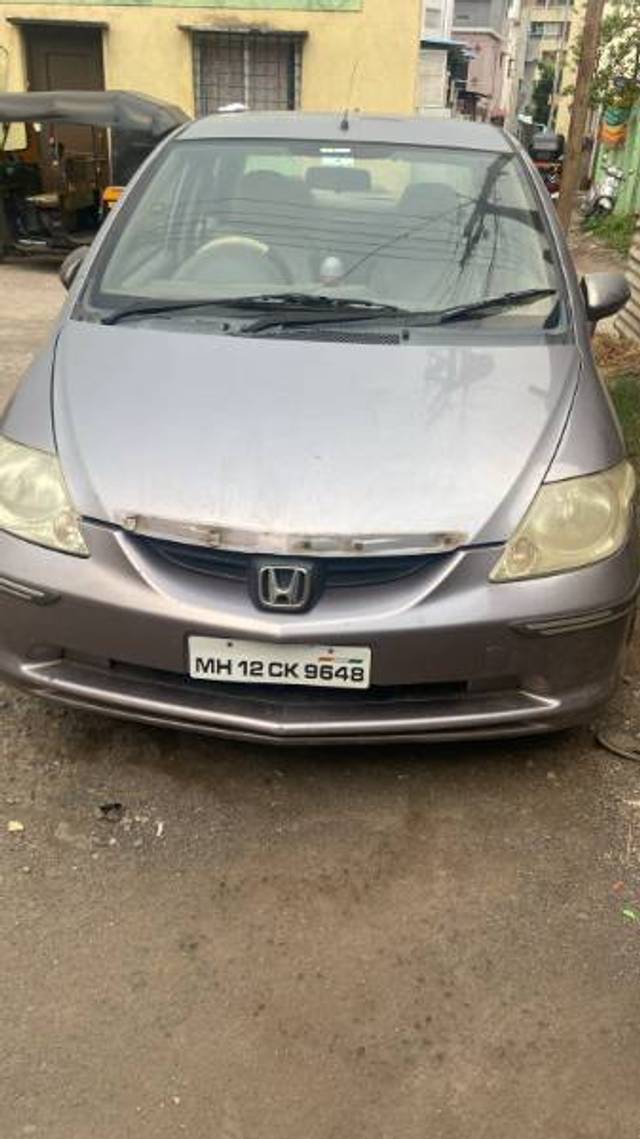 https://images10.gaadi.com/usedgaadi-sellcar/UsedCar/c263235b-c2b9-41c9-959e-415279fa07c1/64a8053e-fd20-4362-9974-0b1a0666b9ef.jpg?imwidth=6400