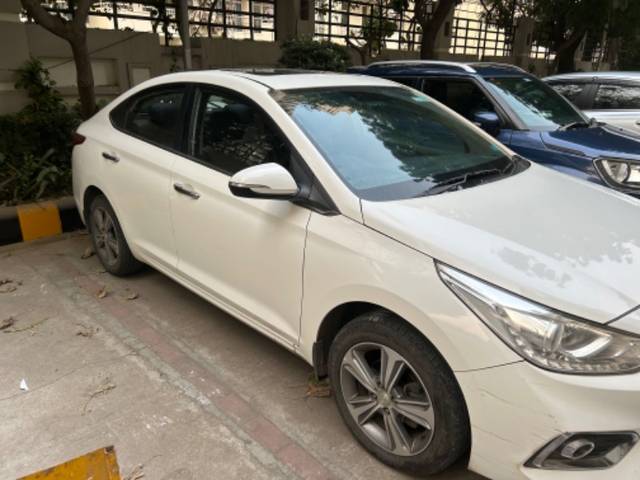 https://images10.gaadi.com/usedgaadi-sellcar/UsedCar/c29b2600-4c6f-4e7c-b9a3-3eb703747194/7236e871-9a71-4e6c-abda-f1a83f48790c.jpg?imwidth=6401