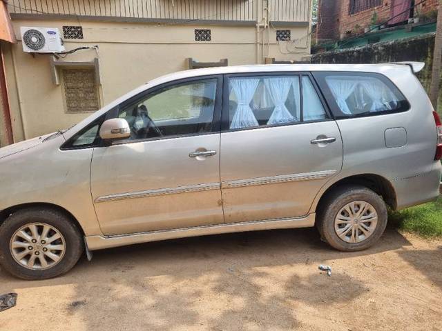 https://images10.gaadi.com/usedgaadi-sellcar/UsedCar/c2b93792-9b34-48ed-8e5a-d8f881a745ff/d26050f6-8dff-4578-aebd-de232a9f514e.jpg?imwidth=6401