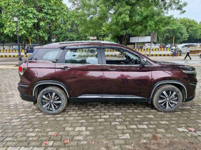 https://images10.gaadi.com/usedgaadi-sellcar/UsedCar/c2cea819-10dd-4de7-913f-442f58ef7db6/f761da9b-8812-4d1c-b8ec-493c79304617.jpg?imwidth=6401