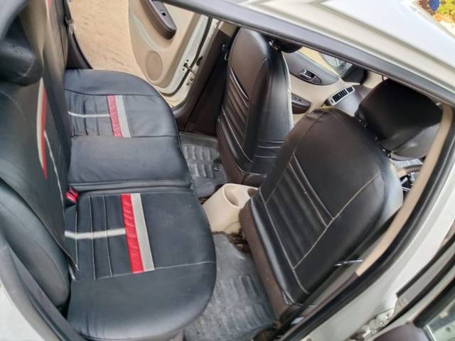 https://images10.gaadi.com/usedgaadi-sellcar/UsedCar/c2ec3cde-724e-44d7-89bd-e5b974f01f94/244a7902-3bea-4bc4-bfa6-5625dc46c7d4.jpeg?imwidth=6402