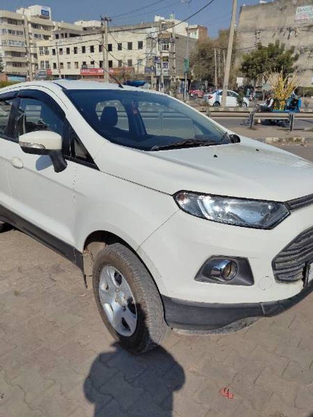 https://images10.gaadi.com/usedgaadi-sellcar/UsedCar/c2f7fcf3-5886-425d-a536-ba0d0c39f492/6a60f990-9f91-442a-a458-cc5b9bddc277.jpg?imwidth=6400