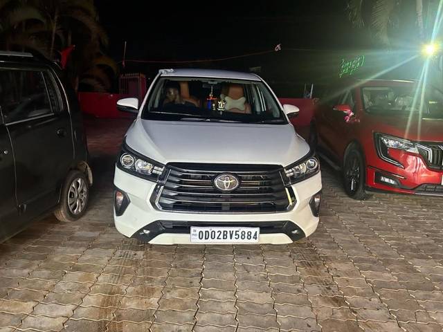 https://images10.gaadi.com/usedgaadi-sellcar/UsedCar/c332388b-d847-4fa8-9909-7b1d9ddd7e66/5308e5d5-e8ff-4d3e-a592-e956f8cf6aff.jpg?imwidth=6400