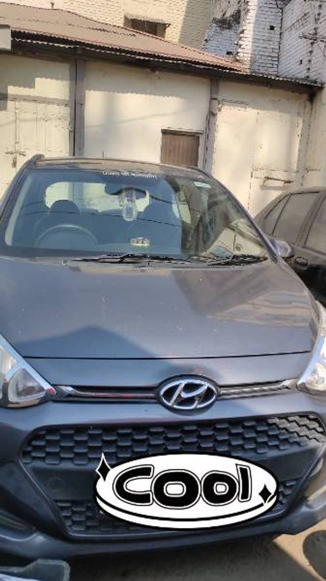 https://images10.gaadi.com/usedgaadi-sellcar/UsedCar/c366041d-e3d7-4702-b599-f983a1c11689/534b1cbd-697c-4d85-b0d7-e9e33c6c11d2.jpg?imwidth=6400