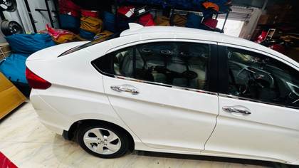 Honda City i VTEC V