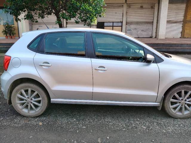 https://images10.gaadi.com/usedgaadi-sellcar/UsedCar/c3734ff7-fdc5-4469-a07c-0636675f5029/9673528a-c0d0-4a44-a130-e231cd6763a7.jpg?imwidth=6400