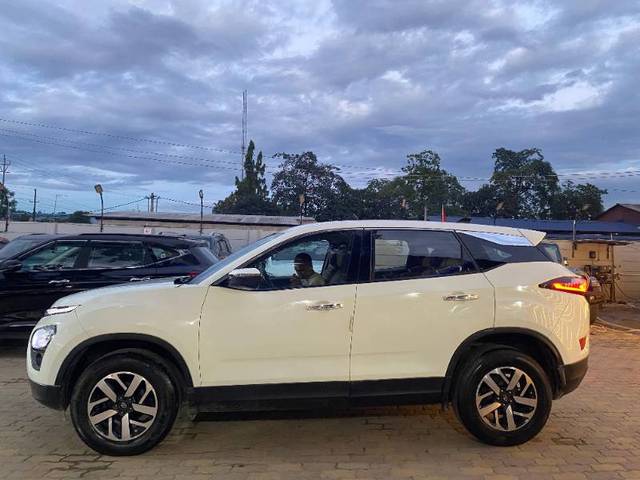 https://images10.gaadi.com/usedgaadi-sellcar/UsedCar/c3a53cb0-be31-4369-8122-0e8542307a46/42820bba-077b-4a3e-98d1-211268d15c3c.jpg?imwidth=6402