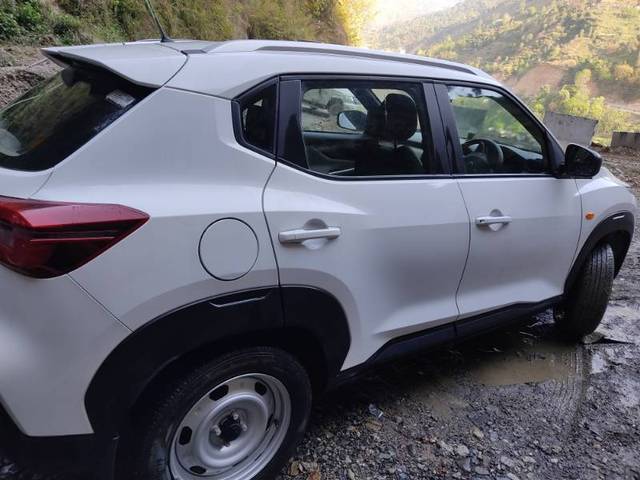 https://images10.gaadi.com/usedgaadi-sellcar/UsedCar/c3b3eaa1-8118-48fb-b525-4f8b64ffcaea/63f25251-83ed-4b86-aa93-93e3d7de689a.jpg?imwidth=6400
