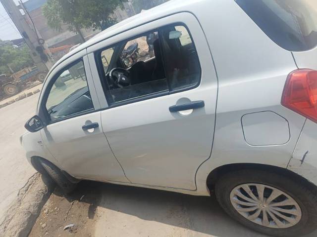 https://images10.gaadi.com/usedgaadi-sellcar/UsedCar/c43ac97c-19fd-4ae3-adb8-9166c49d7236/fdb2eef2-3205-4ec8-a789-11614094aef7.jpg?imwidth=6401