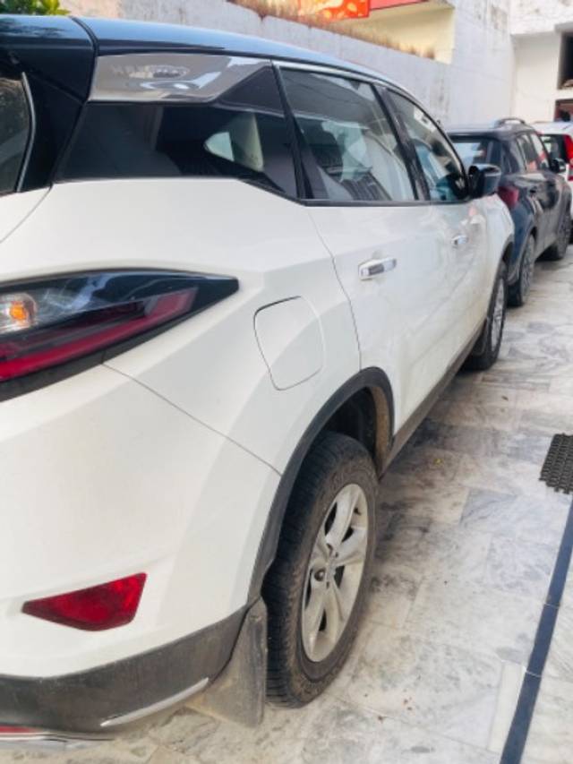 https://images10.gaadi.com/usedgaadi-sellcar/UsedCar/c4594724-9ad5-4d26-a653-27e113dde8fa/81c98ca6-a384-4684-b8b1-dfd29abcbdc5.jpeg?imwidth=6401