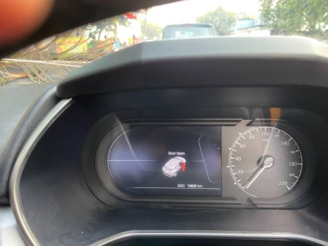 https://images10.gaadi.com/usedgaadi-sellcar/UsedCar/c46ebce6-edae-4c35-bdab-6e236419172b/7eccfbf8-bf02-4eb1-b1f1-6b070a977b28.jpeg?imwidth=6402
