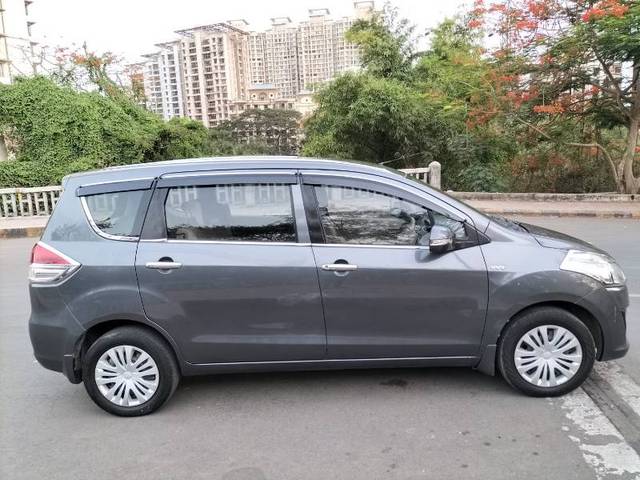 https://images10.gaadi.com/usedgaadi-sellcar/UsedCar/c473b0ef-1ee4-42cf-b6c3-f2f1974fdf73/2f1e5a70-7b32-4550-850d-014a972b134d.jpg?imwidth=6401