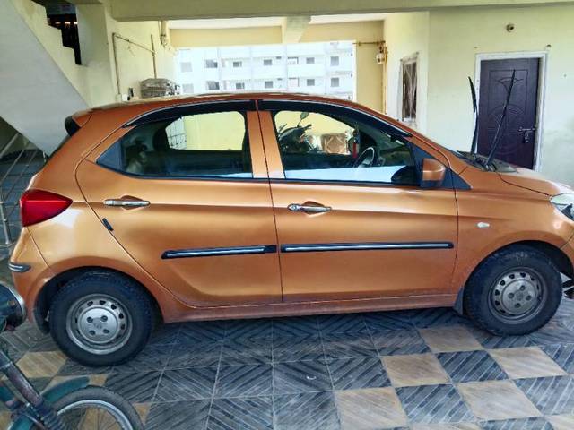 https://images10.gaadi.com/usedgaadi-sellcar/UsedCar/c49294e8-634f-4428-a320-1e3c438cb77c/77e8a213-130f-417d-aca5-37150f90c697.jpg?imwidth=6401