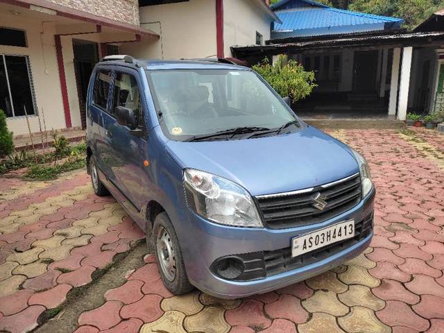 https://images10.gaadi.com/usedgaadi-sellcar/UsedCar/c4e703a8-4383-4e53-8650-abd11ba75671/a16f2fe6-bdb2-4f72-a3dc-d08914406f4c.jpg?imwidth=6400