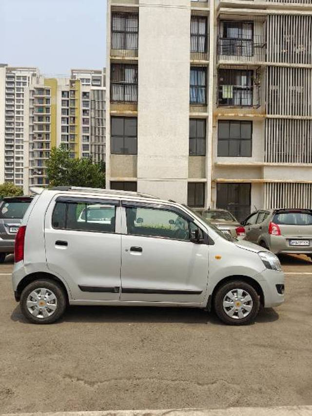 https://images10.gaadi.com/usedgaadi-sellcar/UsedCar/c5002242a/ccdb7b4a-3eee-4d36-96f4-098cd5a2f2be.jpg?imwidth=6401