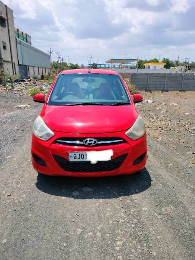 https://images10.gaadi.com/usedgaadi-sellcar/UsedCar/c50146f2-869d-470f-b6b4-23e6e3f012de/957cdeaf-3582-4e59-ad97-9d5c700e3b1d.jpg?imwidth=6400