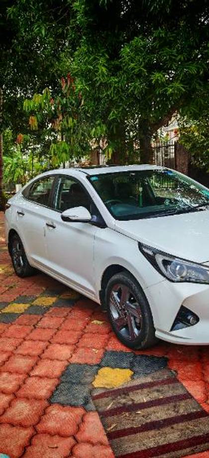 Hyundai Verna SX Hyundai Verna SX