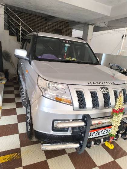 Mahindra TUV 300 T6 Plus Mahindra TUV 300 T6 Plus