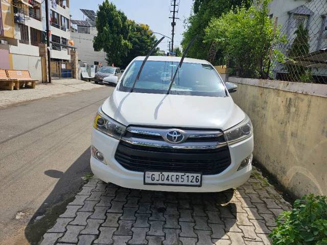 https://images10.gaadi.com/usedgaadi-sellcar/UsedCar/c5109c6e-738e-4ec0-8b22-013584159d8d/8f14bf67-7266-49e0-bac5-940d9c880c41.jpg?imwidth=6400