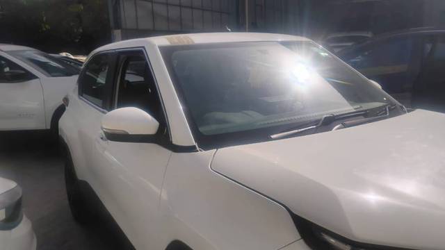 https://images10.gaadi.com/usedgaadi-sellcar/UsedCar/c51171d7a/d07b8bd8-cb71-4e7f-9c81-6ec4db7eaea9.jpg?imwidth=6401