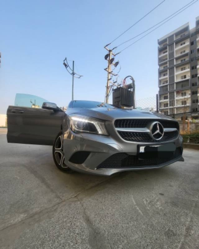 https://images10.gaadi.com/usedgaadi-sellcar/UsedCar/c523e0e6-39ec-4e22-8a6d-af1e0a99baff/286f9e31-1464-4a8c-b2cd-2161c2d9b505.jpeg?imwidth=6401