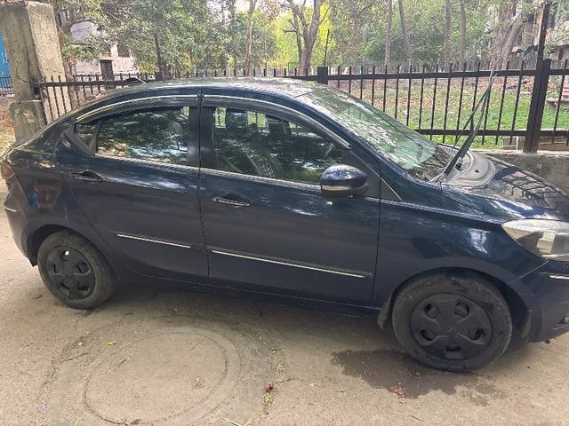 https://images10.gaadi.com/usedgaadi-sellcar/UsedCar/c5374d86a/f6d1f260-d066-404d-af95-3cacd529f469.jpg?imwidth=6400