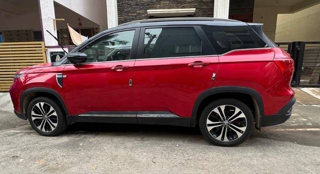 https://images10.gaadi.com/usedgaadi-sellcar/UsedCar/c53fc32ca/98ec4ca5-c6fc-4b66-9323-77a18cc1fa45.jpeg?imwidth=6401
