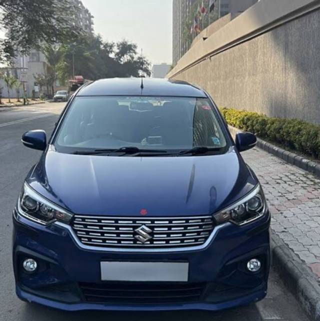 https://images10.gaadi.com/usedgaadi-sellcar/UsedCar/c552537ba/607c0734-c410-43f1-9d56-68bce5cf3d8a.jpeg?imwidth=6400