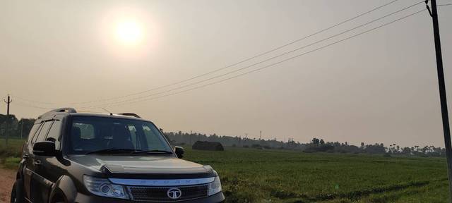 https://images10.gaadi.com/usedgaadi-sellcar/UsedCar/c56b6fc0a/9244bba1-e599-459c-a780-feced39b91ae.jpg?imwidth=6401