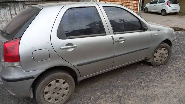 https://images10.gaadi.com/usedgaadi-sellcar/UsedCar/c5731da9-d9f5-4b52-bf3e-dfa85a2c00cc/d7418919-4a71-4811-82ea-329102debde9.jpg?imwidth=6401