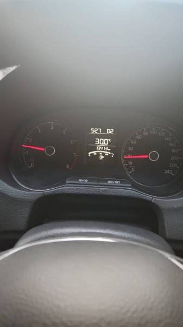 https://images10.gaadi.com/usedgaadi-sellcar/UsedCar/c5754a31a/d8f49624-b614-4e89-b4ec-b2658d9bebf7.jpg?imwidth=6401