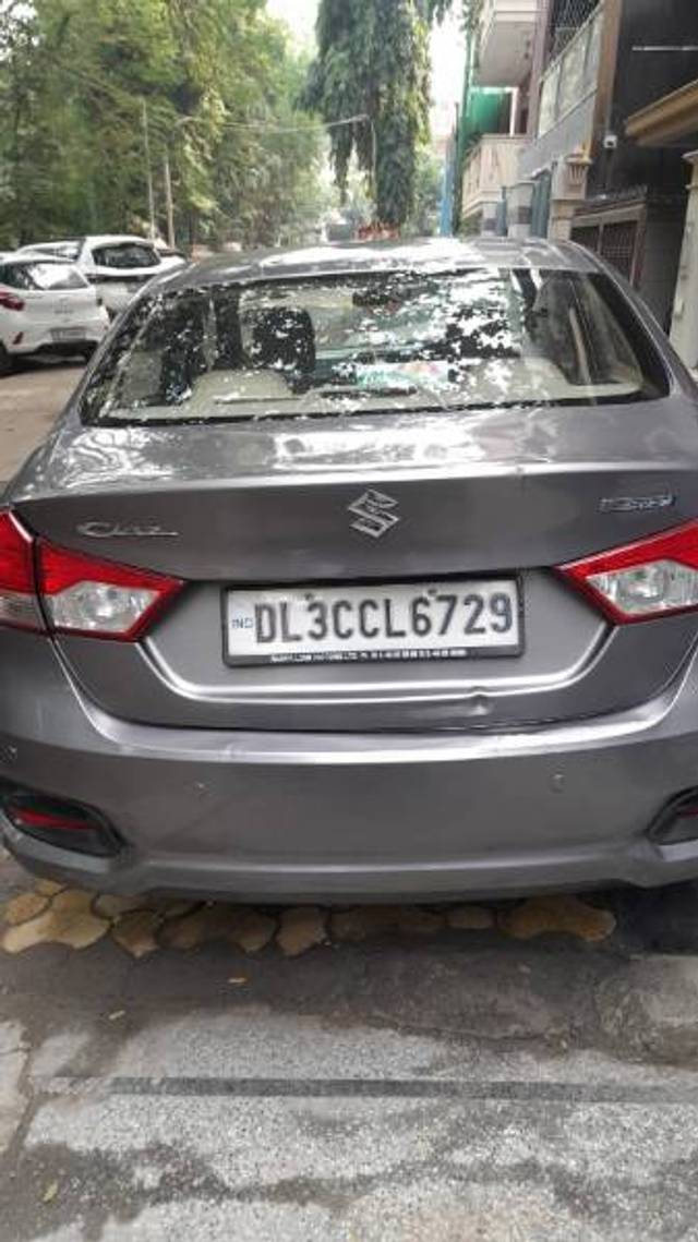 https://images10.gaadi.com/usedgaadi-sellcar/UsedCar/c58e3077-b813-440e-8c40-6dd187058bb5/ef09fb75-36e2-4710-b44c-dbae50f5af91.jpg?imwidth=6401