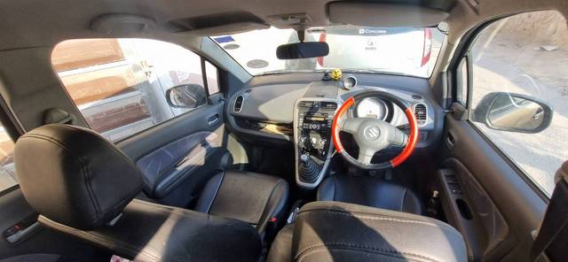 https://images10.gaadi.com/usedgaadi-sellcar/UsedCar/c59912f4a/6e665df2-8269-4b5a-8f80-c0dd1ac6df60.jpg?imwidth=6402