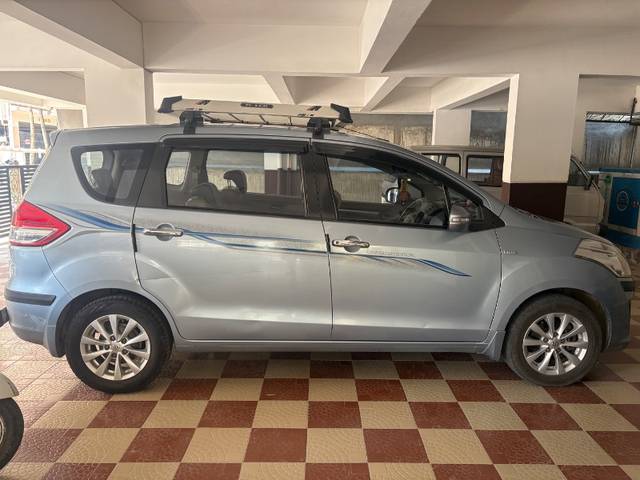 https://images10.gaadi.com/usedgaadi-sellcar/UsedCar/c5a35c59a/008bf81e-fda9-4338-b548-2a49a49d7575.jpeg?imwidth=6401