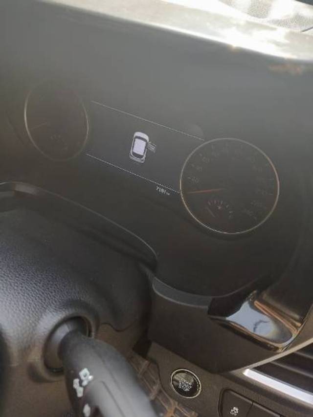 https://images10.gaadi.com/usedgaadi-sellcar/UsedCar/c5a69f6e-8182-4f65-99b5-708082400da6/a9fe2ea2-55c1-4bfc-be3c-1f297f9dedfa.jpg?imwidth=6401