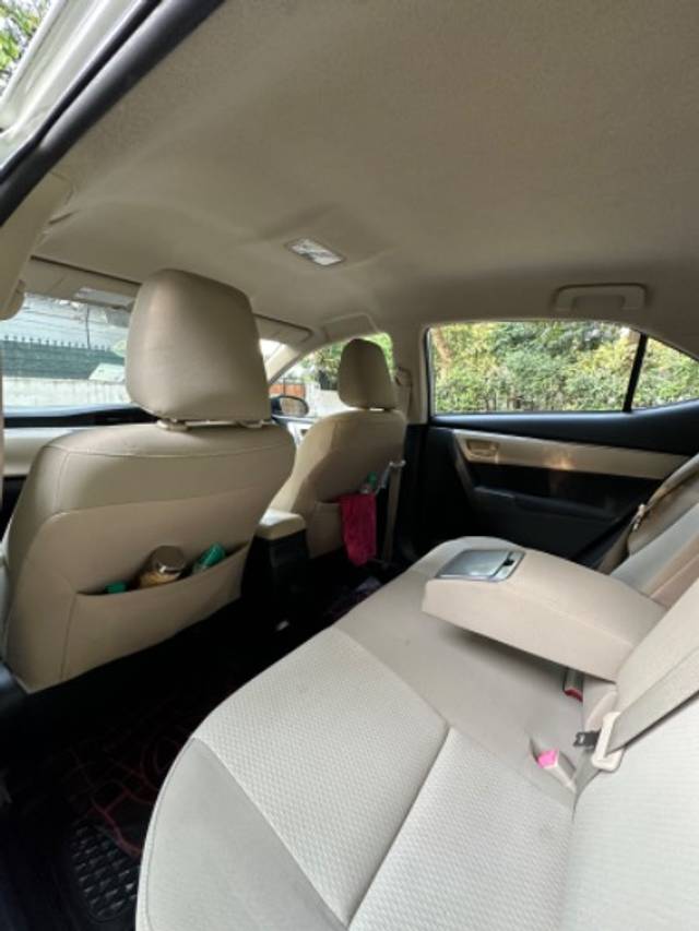 https://images10.gaadi.com/usedgaadi-sellcar/UsedCar/c5ae8368a/7d70b3b1-81de-411e-bd9b-6c8f775f38f2.jpeg?imwidth=6401