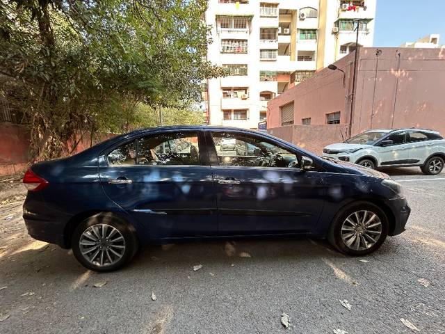 https://images10.gaadi.com/usedgaadi-sellcar/UsedCar/c5dcb6dca/05ee24a2-50f0-47ac-ac1b-f21466d28781.jpeg?imwidth=6402