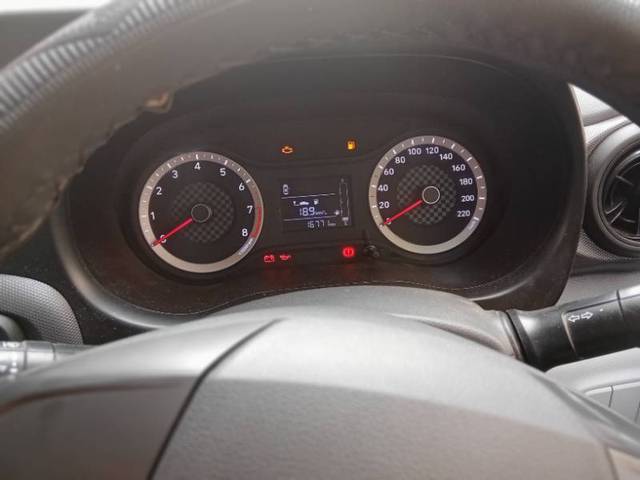 https://images10.gaadi.com/usedgaadi-sellcar/UsedCar/c5e8b160a/e1d48b1f-e316-45fb-87f0-e659c21b87df.jpg?imwidth=6402