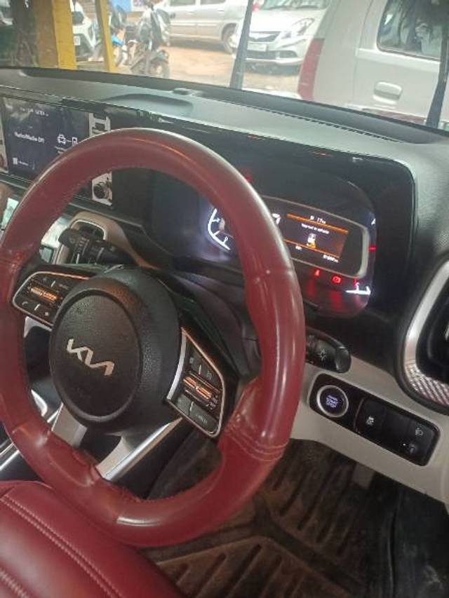 https://images10.gaadi.com/usedgaadi-sellcar/UsedCar/c5edbd41-ed2a-4759-b9ab-b823c36986fe/1902875d-856d-4c72-9951-48b45f8c3b76.jpg?imwidth=6401