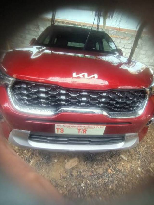 https://images10.gaadi.com/usedgaadi-sellcar/UsedCar/c5edbd41-ed2a-4759-b9ab-b823c36986fe/84ed7946-b08a-4e08-968e-535be4aeb2a1.jpg?imwidth=6400