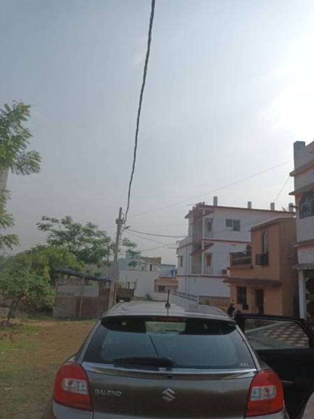 https://images10.gaadi.com/usedgaadi-sellcar/UsedCar/c6058c68-f299-464b-8517-cfbc179febfc/011f05fc-cf8a-49a0-9ba8-f9dc014f539d.jpg?imwidth=6402