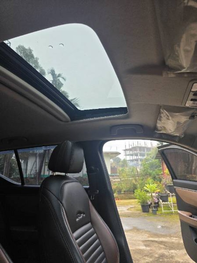 Second-hand 2024 Honda Elevate VX Non RF for sale in Dimapur-1