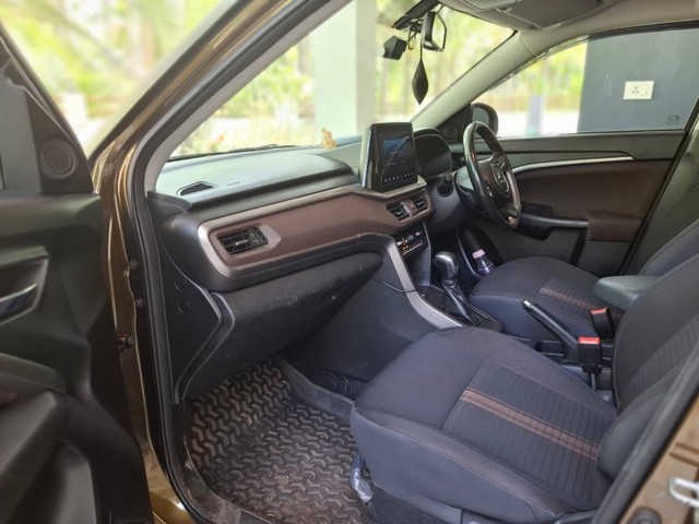 Second-hand 2022 Maruti Suzuki Brezza Zxi Plus AT BSVI for sale in Payyanur-8