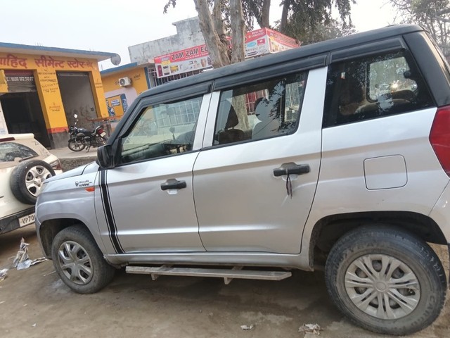 Second-hand 2018 Mahindra TUV 300 T4 Plus for sale in Ghaziabad-1