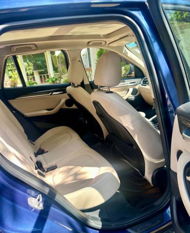 Second-hand 2022 BMW X1 sDrive20i xLine for sale in Pune-6