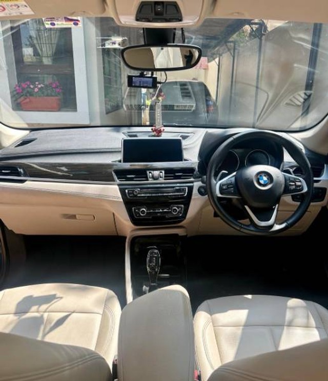 Second-hand 2022 BMW X1 sDrive20i xLine for sale in Pune-7