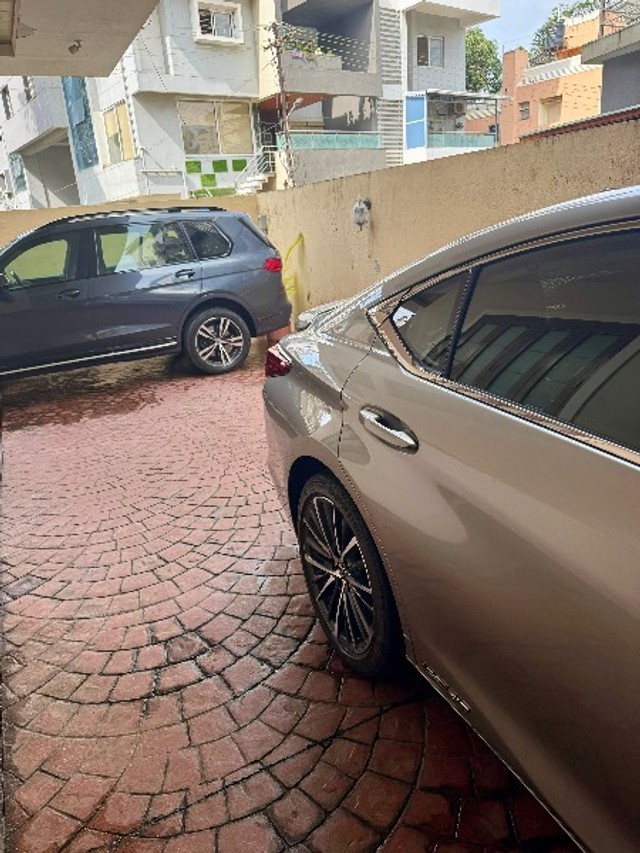 Second-hand 2022 Lexus ES 300h Exquisite for sale in Kolhapur-9