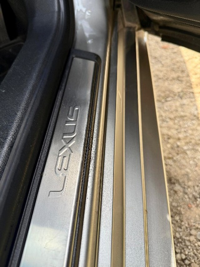 Second-hand 2022 Lexus ES 300h Exquisite for sale in Kolhapur-5