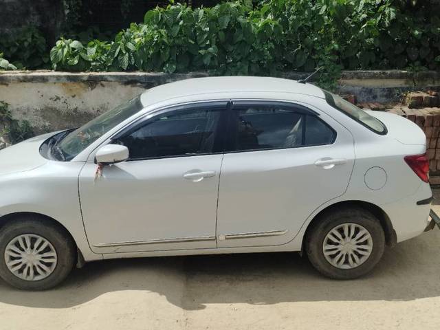 https://images10.gaadi.com/usedgaadi-sellcar/UsedCar/c6138f13-5ab0-4968-9873-0bef8b020b76/89ebe368-b1ab-452d-9b2f-46016afcb963.jpg?imwidth=6402